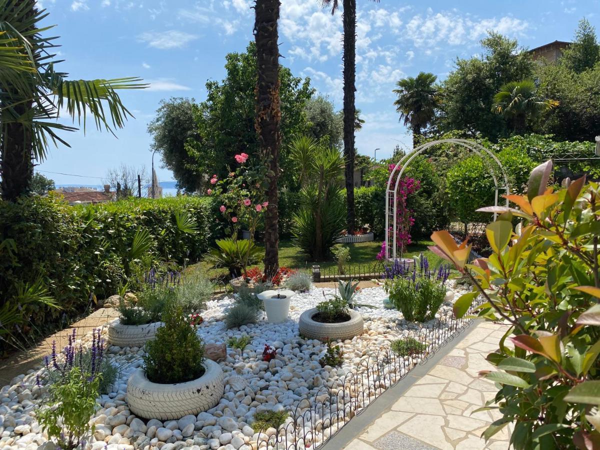 Guesthouse Villa Stanger 2 لوفغان المظهر الخارجي الصورة